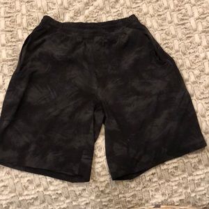 Men’s lululemon shorts. Size M. 9 inch inseam